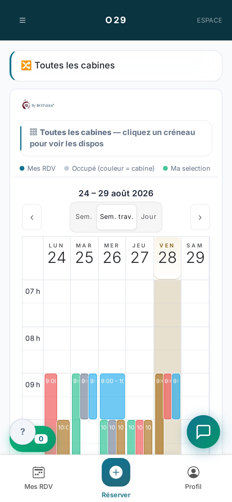 Sur téléphone — vos praticiens réservent leur cabine depuis leur mobile
